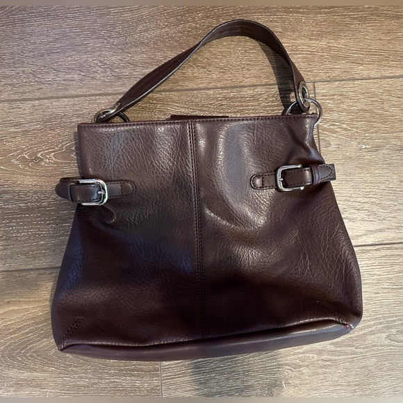 Tommy Hilfiger Handbags - Tommy Hilfiger Brown Leather Purse